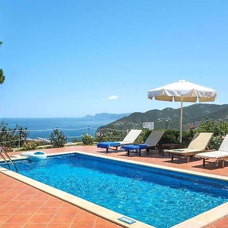 Villa Ouranos In Pefkias Skopelos Town Exterior photo
