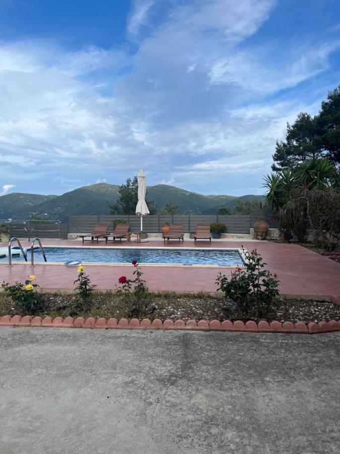 Villa Ouranos In Pefkias Skopelos Town Exterior photo